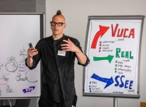 NEULAND AG: MODERATIONSMARKT 2025