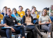 NEULAND AG: MODERATIONSMARKT 2025