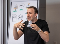 NEULAND AG: MODERATIONSMARKT 2025