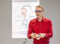 NEULAND AG: MODERATIONSMARKT 2026