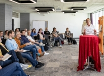 NEULAND AG: MODERATIONSMARKT 2025